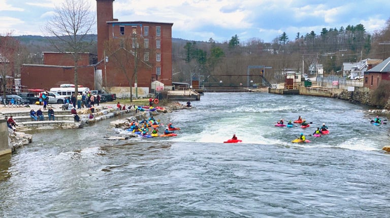 Kayakers and bystanders enjoying Franklin Whitewater Park